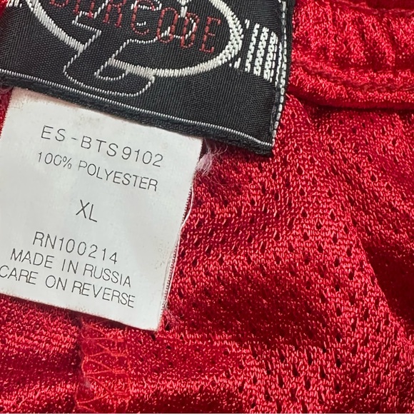 Vintage Barcode Shorts Mens XL Red Mesh New York Patch Basketball Russia Baggy - Picture 5 of 10
